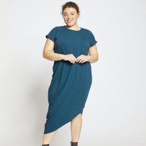 Universal Standard Geneva Dress Short Sleeve - Size M (18/20)